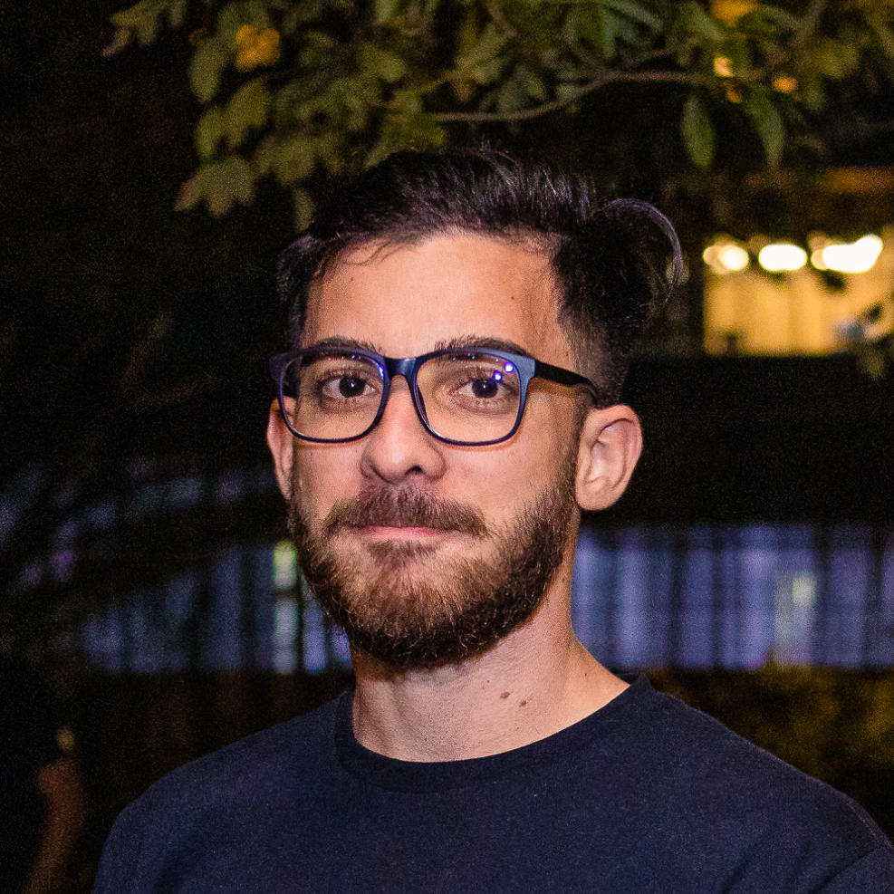 prof_pic.png